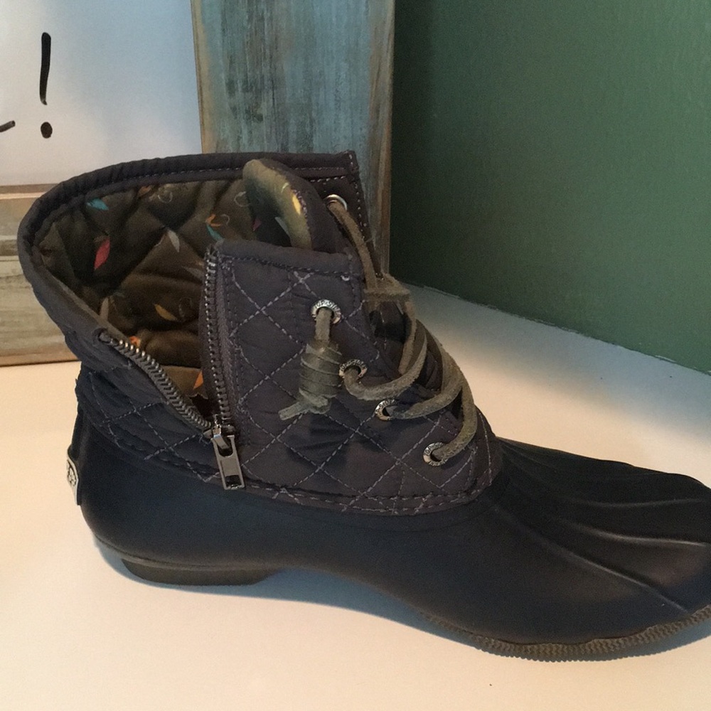 Authentic Sperry boots - Picture 6 of 6